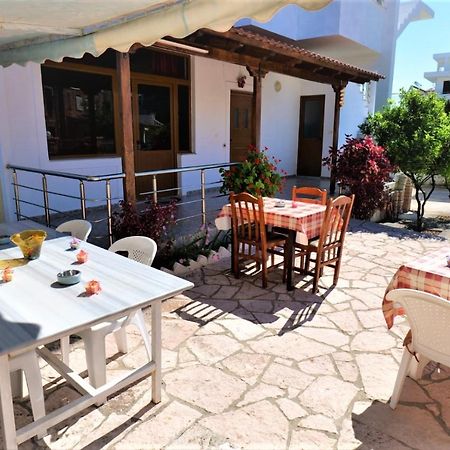 Villa Nelamari Εξαμίλιο Εξωτερικό φωτογραφία